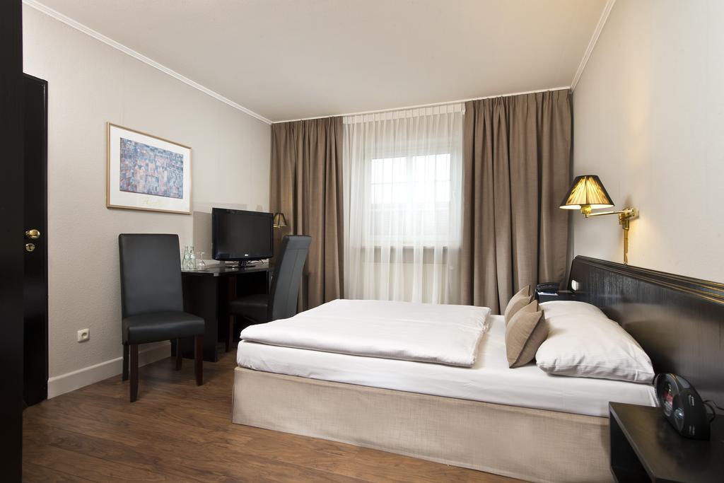 Hotel Munich North Neufahrn bei Freising Bilik gambar